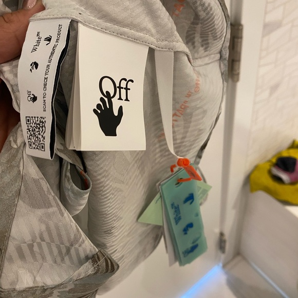 Off White Camouflage-print long sleeve shirt - Picture 13 of 15